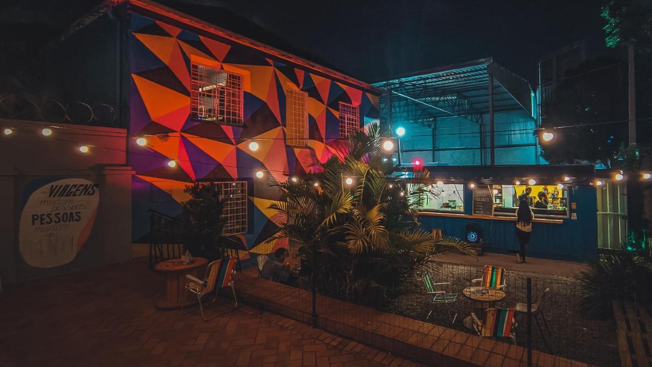Social Hostel Cafe E Bar Κουριτίμπα Εξωτερικό φωτογραφία