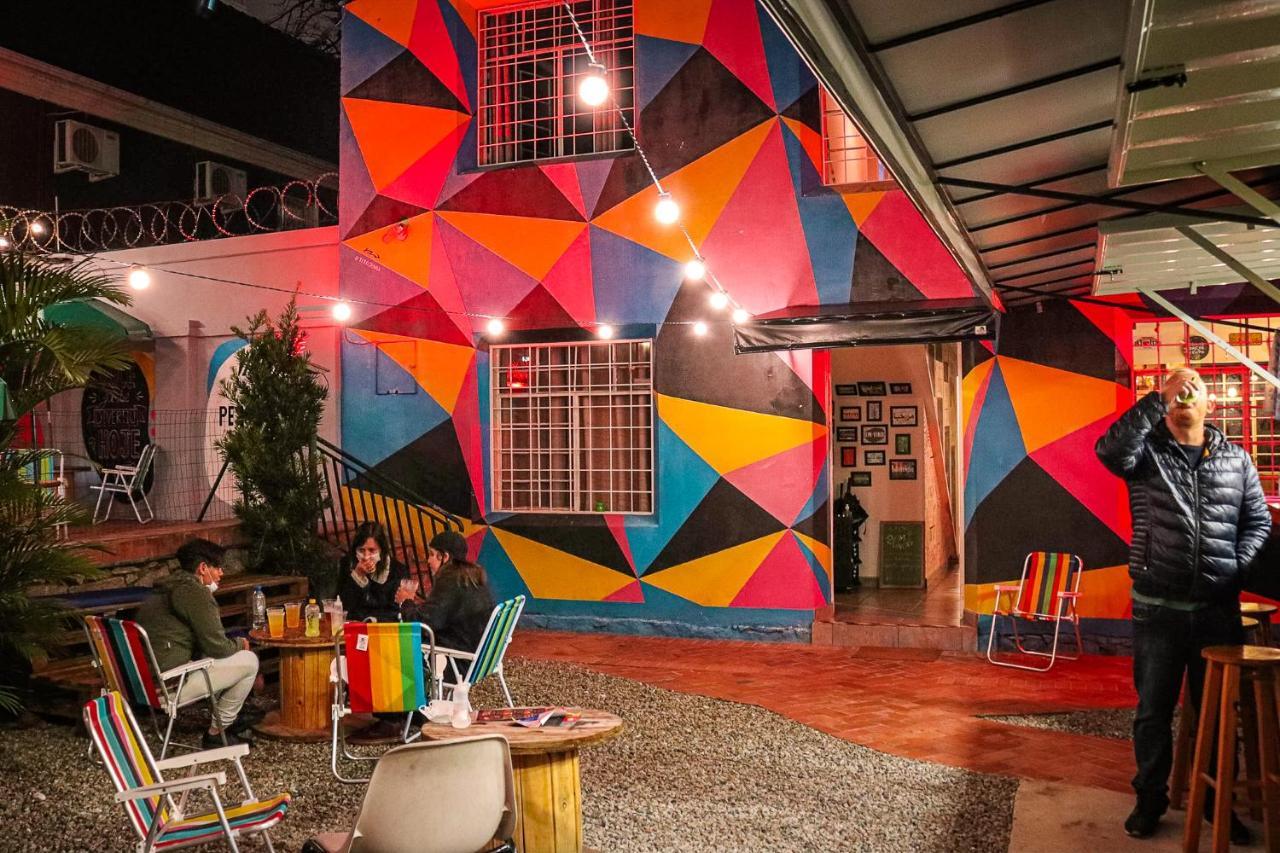 Social Hostel Cafe E Bar Κουριτίμπα Εξωτερικό φωτογραφία