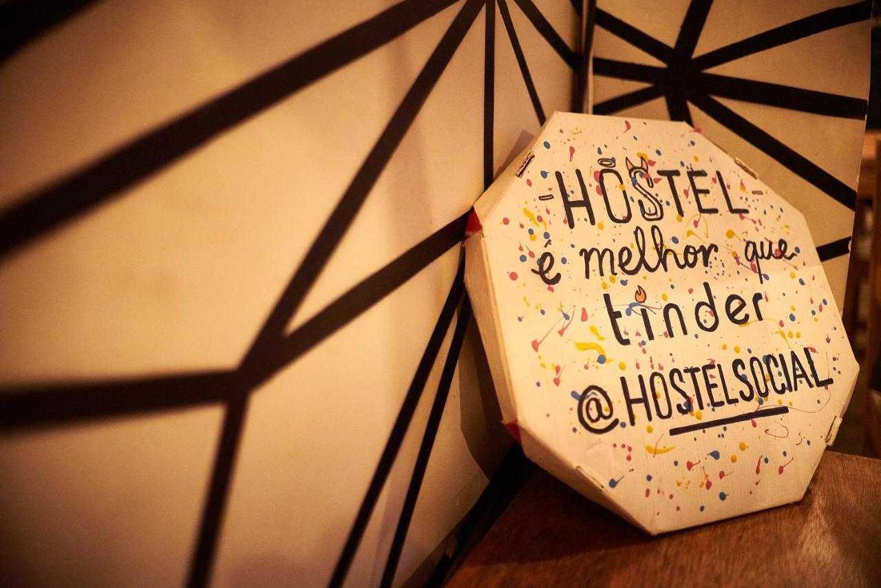 Social Hostel Cafe E Bar Κουριτίμπα Εξωτερικό φωτογραφία
